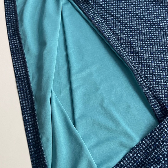 Peter Millar Summer Comfort Mens Size  XL Golf Polo Blue All Over Print Crowns - Picture 8 of 11